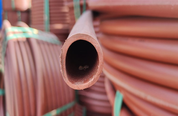 东城街道电力行业使用的RPE阻燃穿线管有哪些标准？